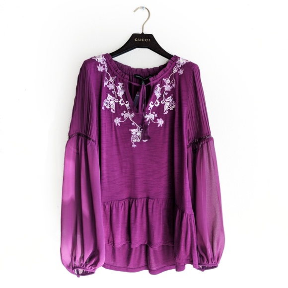 NWT WHBM Pleated Embroidered Top - Picture 4 of 6